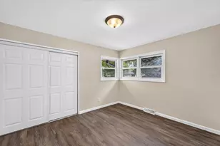 2702 Loraine Ave, Racine, WI 53404 - Photo 9