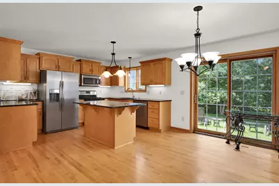 9505 N Michael Ct #9493, Milwaukee, WI 53224 - Photo 5