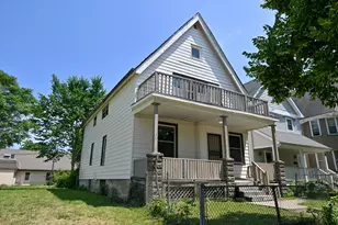 2448 N 28th St, Milwaukee, WI 53210 - Photo 3
