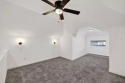524 E Oak St, Juneau, WI 53039 - Photo 27