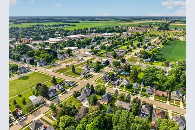524 E Oak St, Juneau, WI 53039 - Photo 61