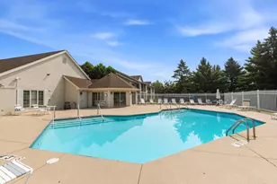 2105 Pine Ridge Ct, Grafton, WI 53024 - Photo 27