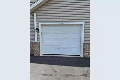 2105  Pine Ridge Ct #G, Grafton, WI 53024 - Photo 3