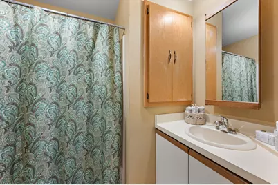 N89W16329  Main St #8, Menomonee Falls, WI 53051 - Photo 19