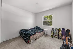 W157N11054 Tinkers Ct, Germantown, WI 53022 - Photo 19