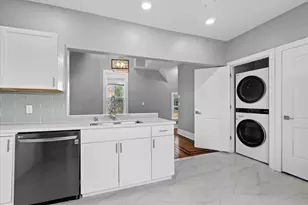1116 N 13th St, Milwaukee, WI 53233 - Photo 5