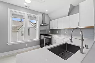1116 N 13th St, Milwaukee, WI 53233 - Photo 3
