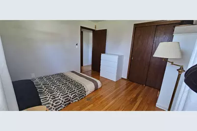 5646 S 45th St, Greenfield, WI 53220 - Photo 21