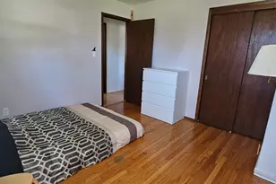 5646 S 45th St, Greenfield, WI 53220 - Photo 21