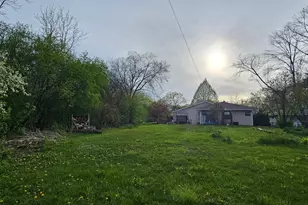 5646 S 45th St, Greenfield, WI 53220 - Photo 21