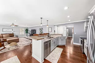 161 N 70th St, Milwaukee, WI 53213 - Photo 13