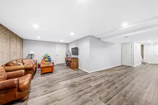 161 N 70th St, Milwaukee, WI 53213 - Photo 31