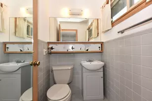 8605 W Lawrence Ave, Milwaukee, WI 53225 - Photo 11