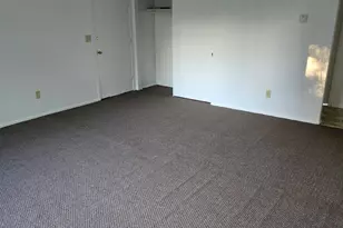 1026 S 33rd St, Milwaukee, WI 53215 - Photo 9
