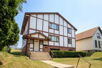 1026 S 33rd St, Milwaukee, WI 53215 - Photo 1