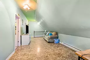 2803 W Burnham St, Milwaukee, WI 53215 - Photo 15