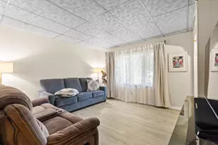 2803 W Burnham St, Milwaukee, WI 53215 - Photo 5