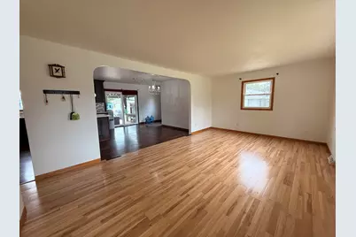 303  Shelly Ln, Campbell, WI 54603 - Photo 13