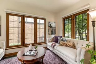 5859 N Maitland Ct, Whitefish Bay, WI 53217 - Photo 13