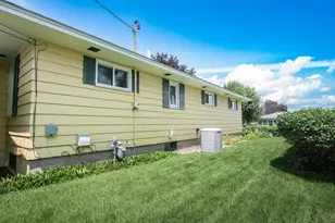 520 39th Ave, Goodview, MN 55987 - Photo 5