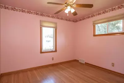 520  39th Ave, Goodview, MN 55987 - Photo 19