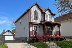 1721 N 21st St, Milwaukee, WI 53205 - Photo 25