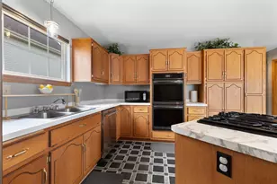 1721 N 21st St, Milwaukee, WI 53205 - Photo 7