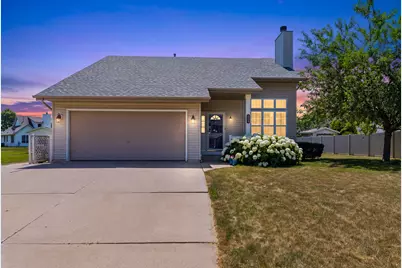 937 E Stonewood Dr, Oak Creek, WI 53154 - Photo 29