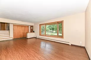 12600 W Joliet Cir, New Berlin, WI 53151 - Photo 7