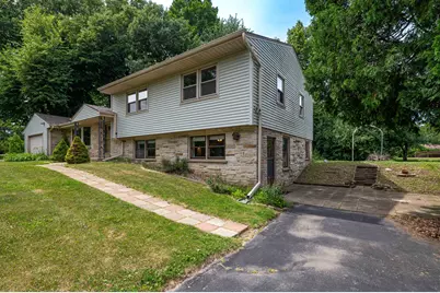 12600 W Joliet Cir, New Berlin, WI 53151 - Photo 49