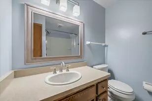 6112 S Indiana Ave, Cudahy, WI 53110 - Photo 23