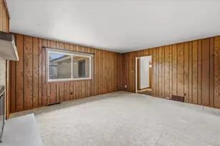 6112 S Indiana Ave, Cudahy, WI 53110 - Photo 15