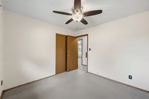 6112 S Indiana Ave, Cudahy, WI 53110 - Photo 25