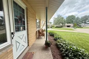 607 Poppy St, Oconomowoc, WI 53066 - Photo 17