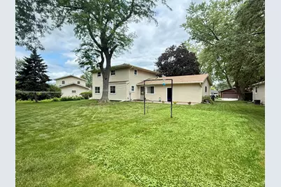 607  Poppy St, Oconomowoc, WI 53066 - Photo 15
