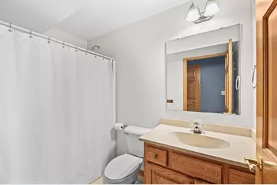 208  Endfield Cir, Waukesha, WI 53186 - Photo 27