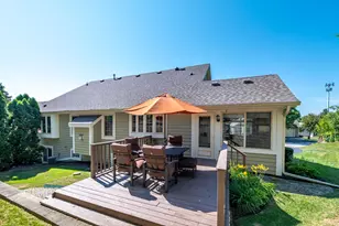 208 Endfield Cir, Waukesha, WI 53186 - Photo 33
