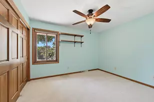 16280 W Heatherly Dr, New Berlin, WI 53151 - Photo 25