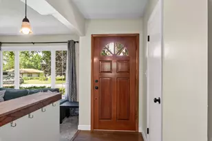 W128N8518 Revere Rd, Menomonee Falls, WI 53051 - Photo 11