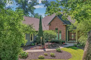 5257 Vicksburg Dr, Racine, WI 53403 - Photo 1