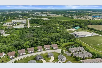 2501  Marie Cir, Waukesha, WI 53189 - Photo 57