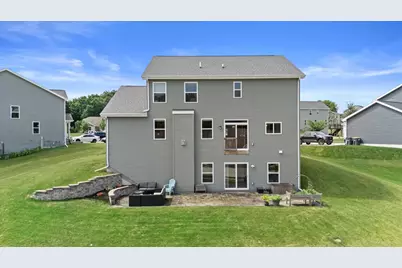 2501  Marie Cir, Waukesha, WI 53189 - Photo 53