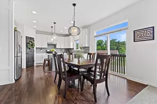 2501 Marie Cir, Waukesha, WI 53189 - Photo 9