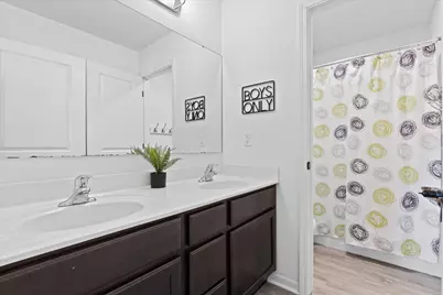 2501  Marie Cir, Waukesha, WI 53189 - Photo 35