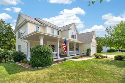 695  Summer Creek Rd, Oconomowoc, WI 53066 - Photo 1