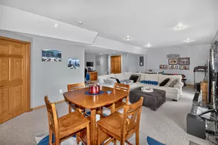 695 Summer Creek Rd, Oconomowoc, WI 53066 - Photo 47