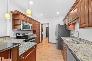 2398 Stoney Ln, Grafton, WI 53024 - Photo 13