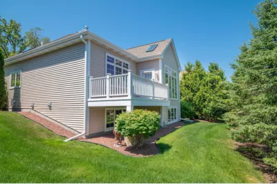 2398  Stoney Ln, Grafton, WI 53024 - Photo 39
