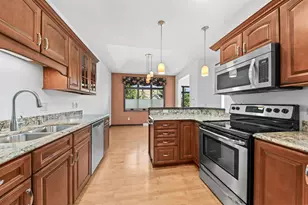 2398 Stoney Ln, Grafton, WI 53024 - Photo 11