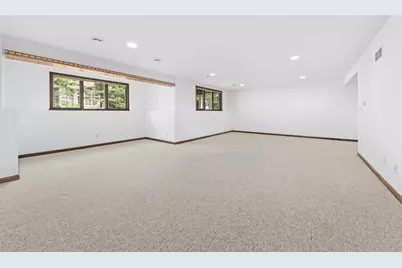 2398  Stoney Ln, Grafton, WI 53024 - Photo 29